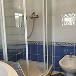 Elegant 2 Bedrooms In Quiet Area Apartament