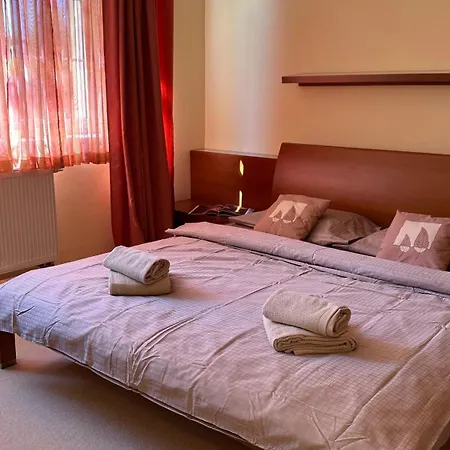 Elegant 2 Bedrooms In Quiet Area Apartamento Mariánské Lázně