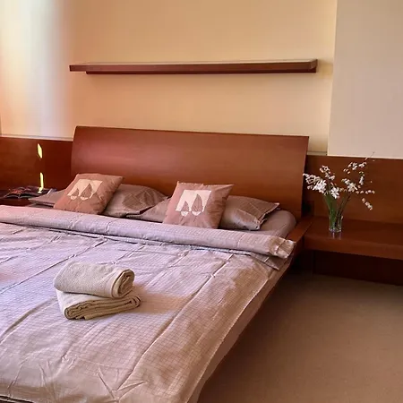 Elegant 2 Bedrooms In Quiet Area Apartamento